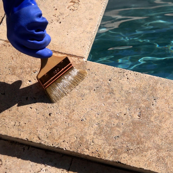 Hydrofuge imperméabilisant terrasse anti-taches pierres dalle béton protection longue duree phase solvant - IMPERTERRASSE PLUS